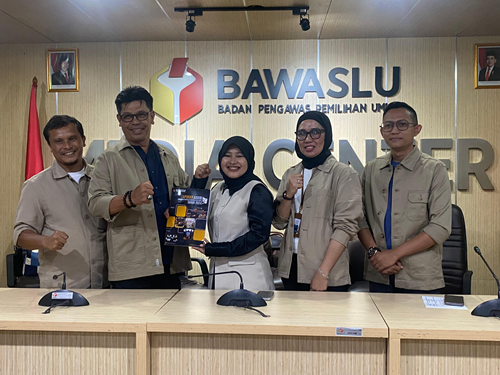 Kehumasan Bawaslu se-Sumut Serahkan Laporan Akhir Tahun 2024 Ke Bawaslu RI