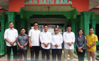 Dalam Rangka Silahturahmi Memperkuat Sinergi Pengawasan Partisipatif, Bawaslu Batubara Audiensi dengan MAN Batu Bara